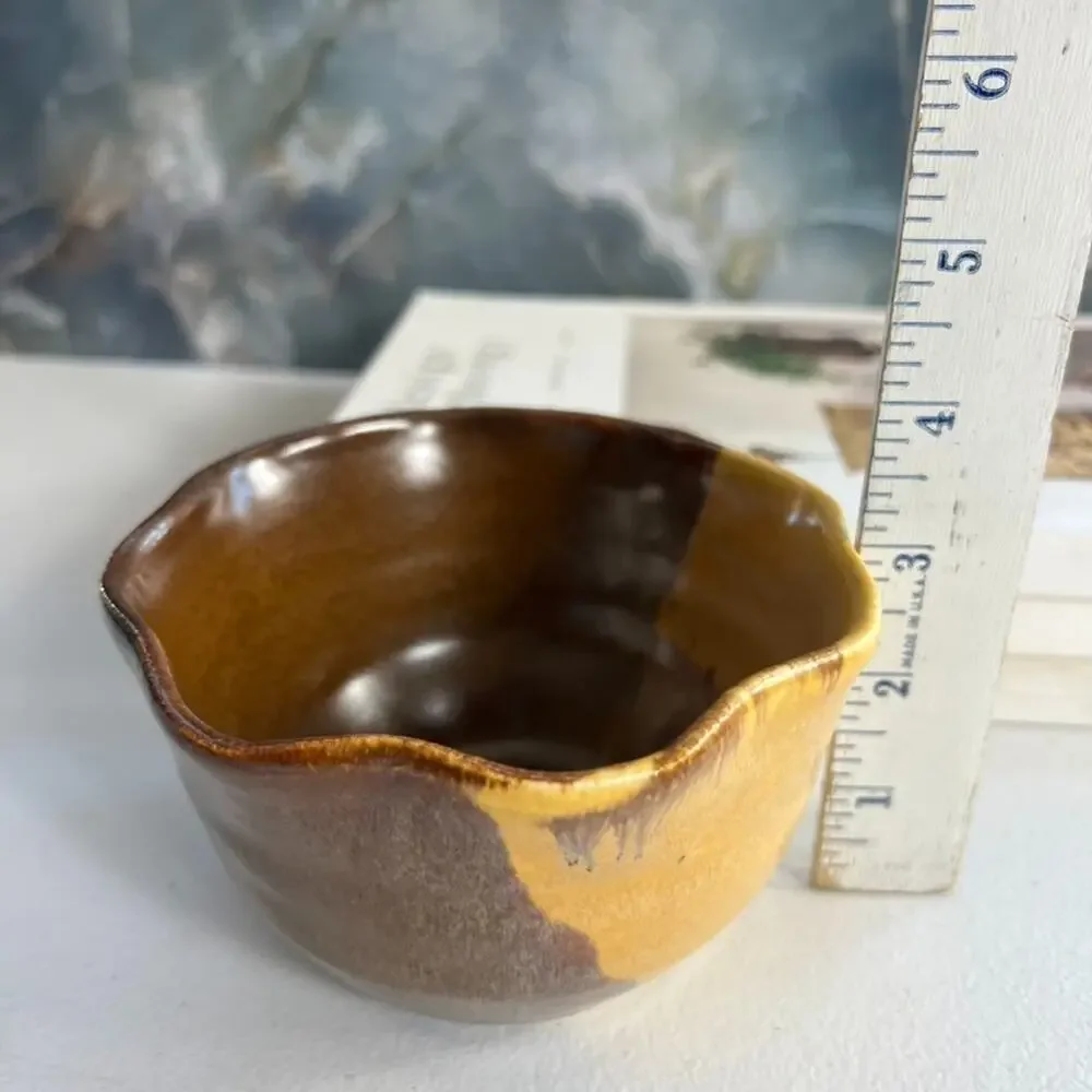 Pat Schweikert Studio Art Pottery Decorative Bowl Stoneware Brown Yellow Drip